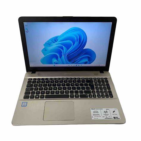 Ordinateurs Portables Asus X541Uak i7 8 Go Ram 240 Go SSD 15.4"