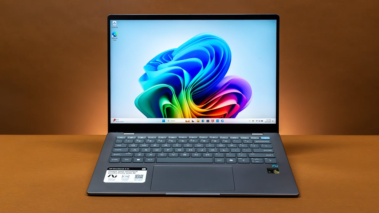 HP Ordinateurs Portables Omnibook X 14-Fe1Xxx Qualcomm Snapdragon 16 Go Ram 512Go SSD 14"